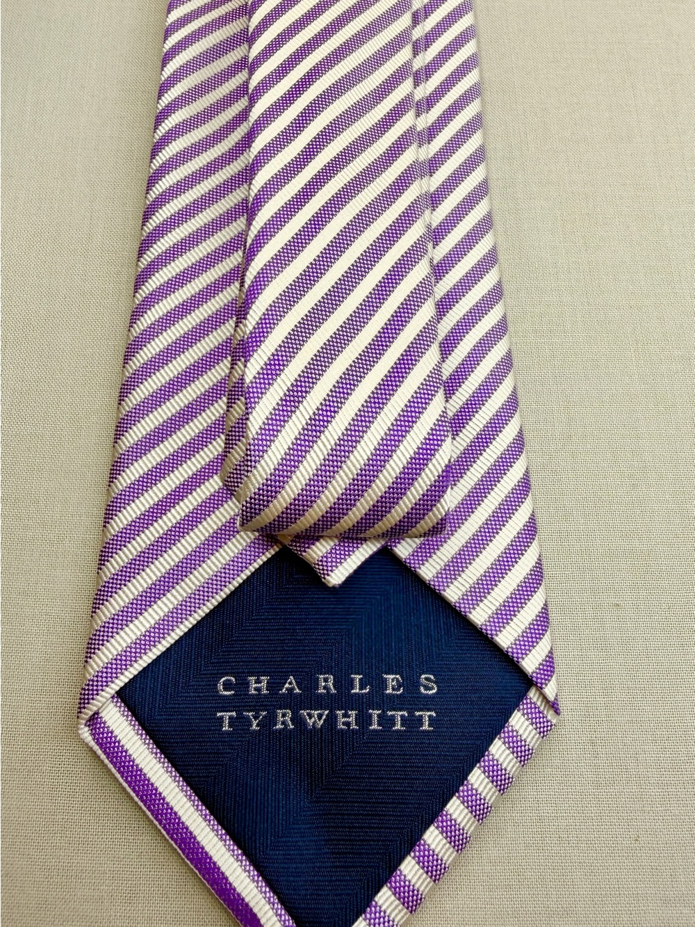 Charles Tyrwhitt Purple & White Striped Silk Tie Classic Designer Necktie - Picture 4 of 5